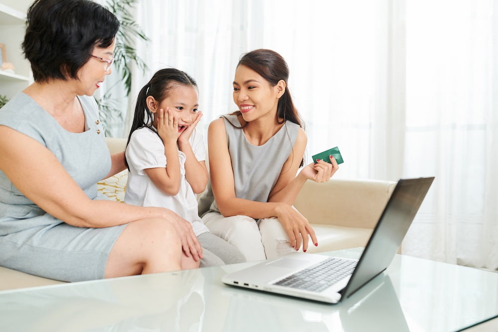 VIPKID Review: Is it Worth it & How much it Pays? 3 work remotely and travel with VIPKID jop