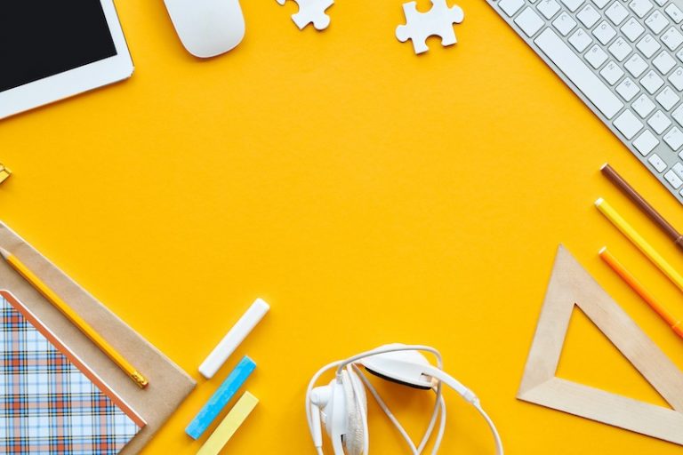 VIPKID Review: Is it Worth it & How much it Pays?