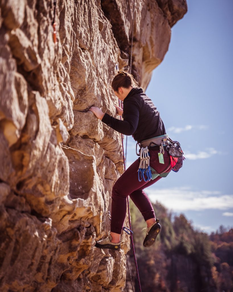 Outdoor Rock Climbing For Beginners: Gear, Safety, and Etiquette 2 outdoor rock climbing for beginners | woman sport climbing
