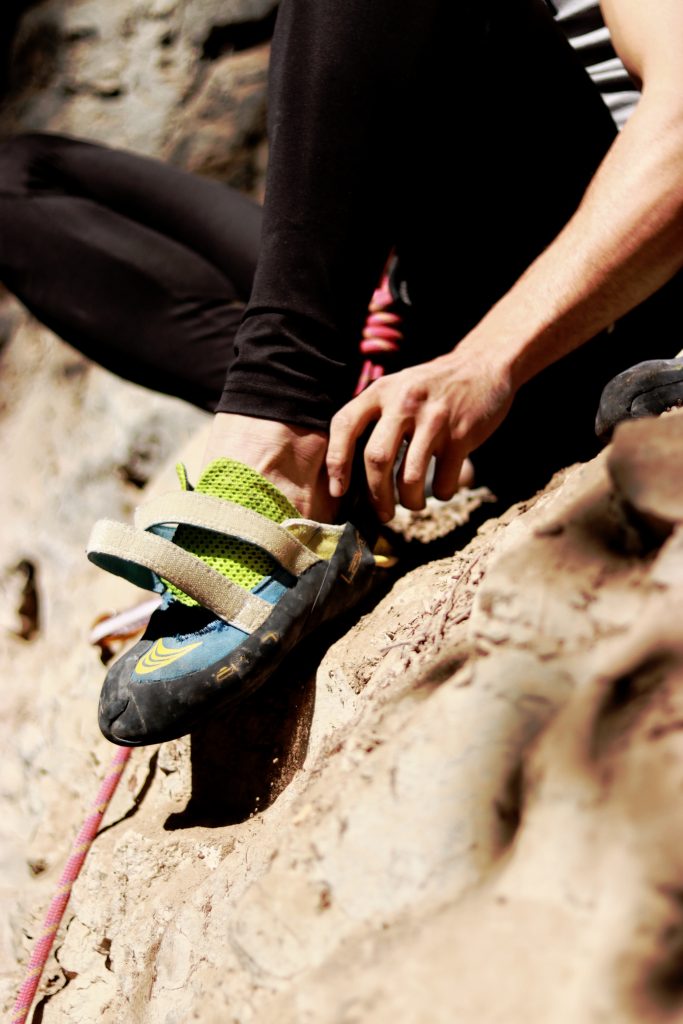 Outdoor Rock Climbing For Beginners: Gear, Safety, and Etiquette 8 outdoor rock climbing for beginners | rock climbing shoes for beginners
