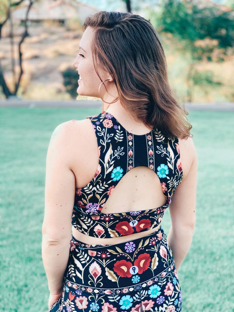 Yoga Democracy Review: Sustainable Activewear Made From Recycled Plastic Water Bottles 4 Sustainable Activewear for women | Yoga Democracy