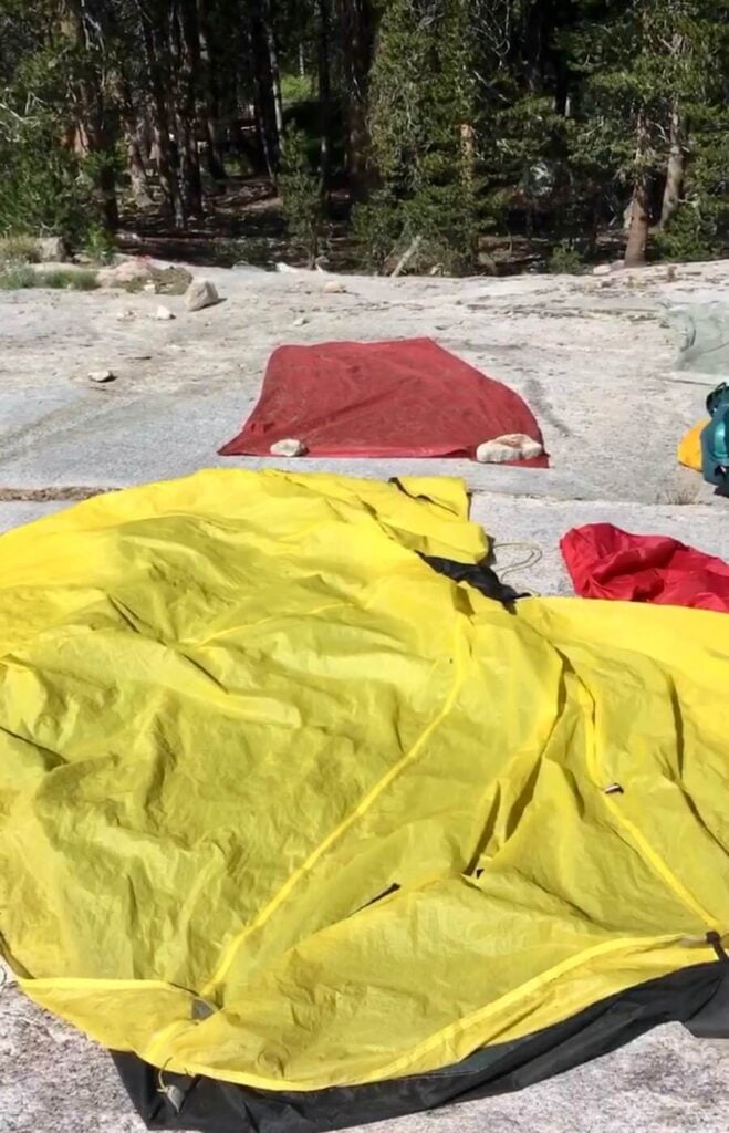How to Keep Your Tent Dry in Rain: 10 Proven Ways + Images! 5 Enjoy laying out your tent in the midday sunshine when the sun shines the strongest. Within minutes, most of your tent will dry off.