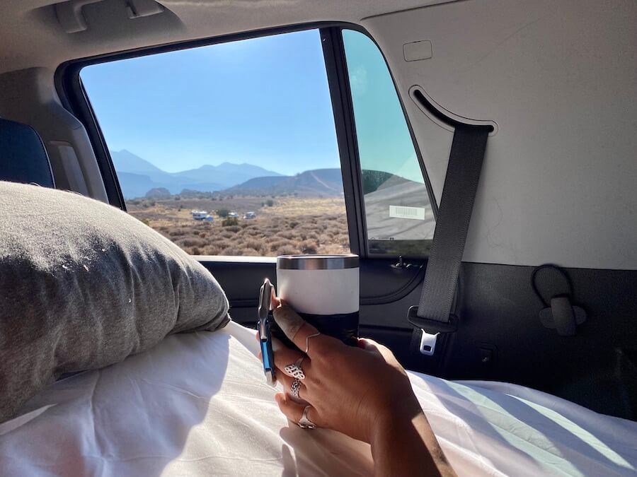 Is Vanlife Sustainable? 3 Morning Coffee with other nomads nearby in Utah